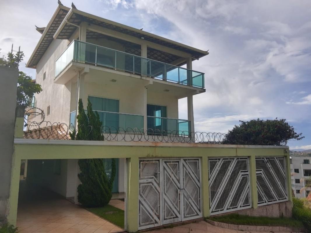 Casa, Masterville, 5 Quartos, 3 Vagas, 3 Suítes