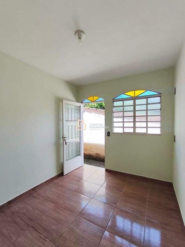 Casa, Santa Cecília Vale do Jatobá (barreiro), 2 Quartos, 1 Vaga