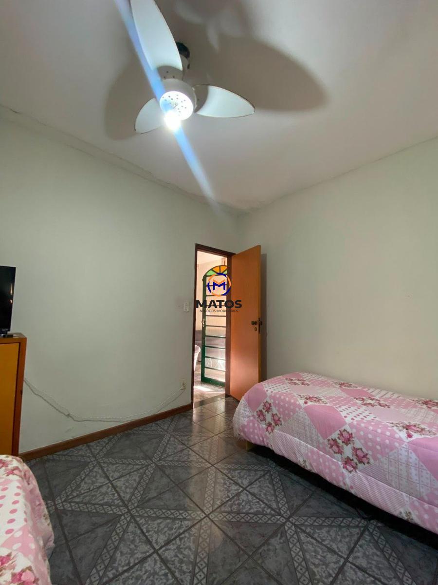 Casa, São Cosme de Baixo (são Benedito), 4 Quartos, 3 Vagas