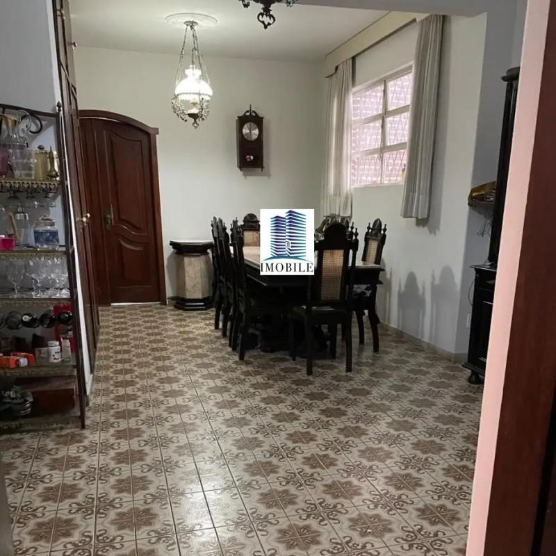 Casa, Cidade Nova, 4 Quartos, 2 Vagas, 1 Suíte