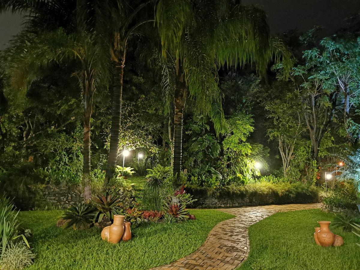 Fazenda, Parque Jardim Encantado, 4 Quartos, 4 Vagas, 1 Suíte