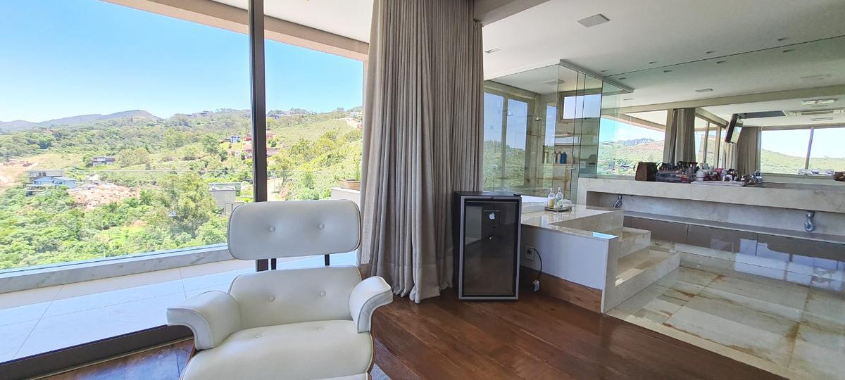 Casa, Vila Castela, 4 Quartos, 9 Vagas, 4 Suítes