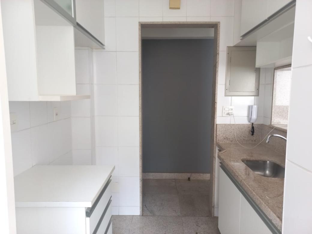 Apartamento, Funcionários, 2 Quartos, 2 Vagas, 1 Suíte