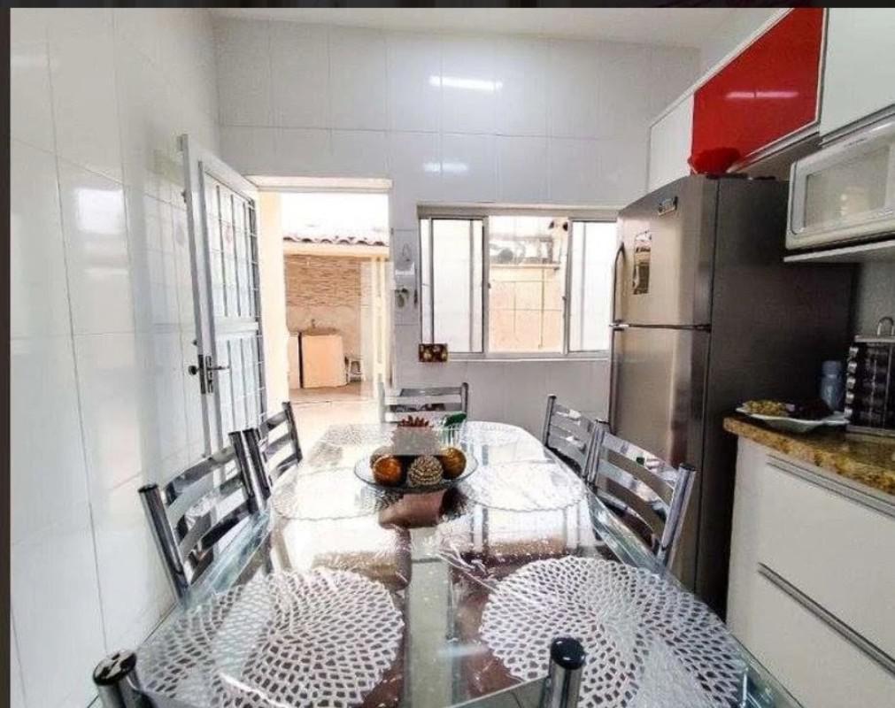 Casa, Salgado Filho, 3 Quartos, 2 Vagas, 1 Suíte