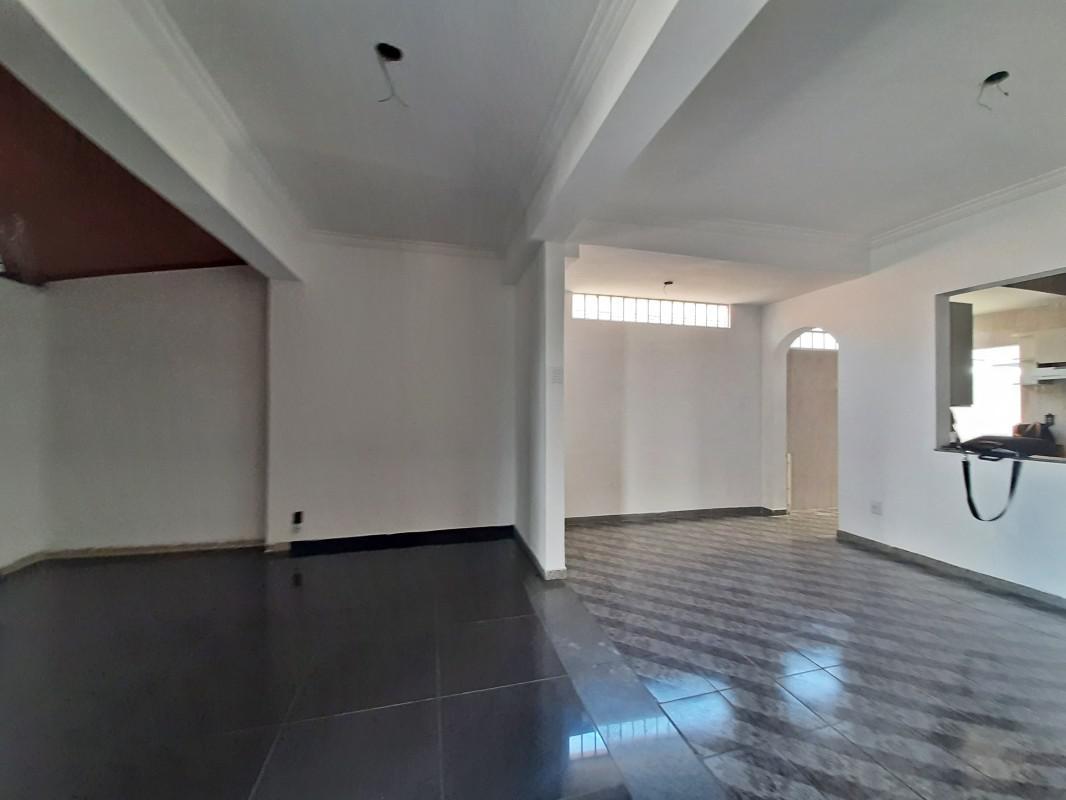 Casa, Alto Barroca, 3 Quartos, 2 Vagas, 1 Suíte