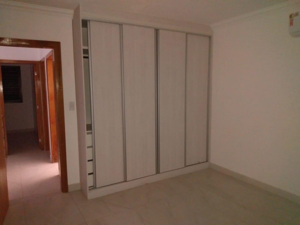 Casa, Itapoã, 3 Quartos, 2 Vagas, 1 Suíte