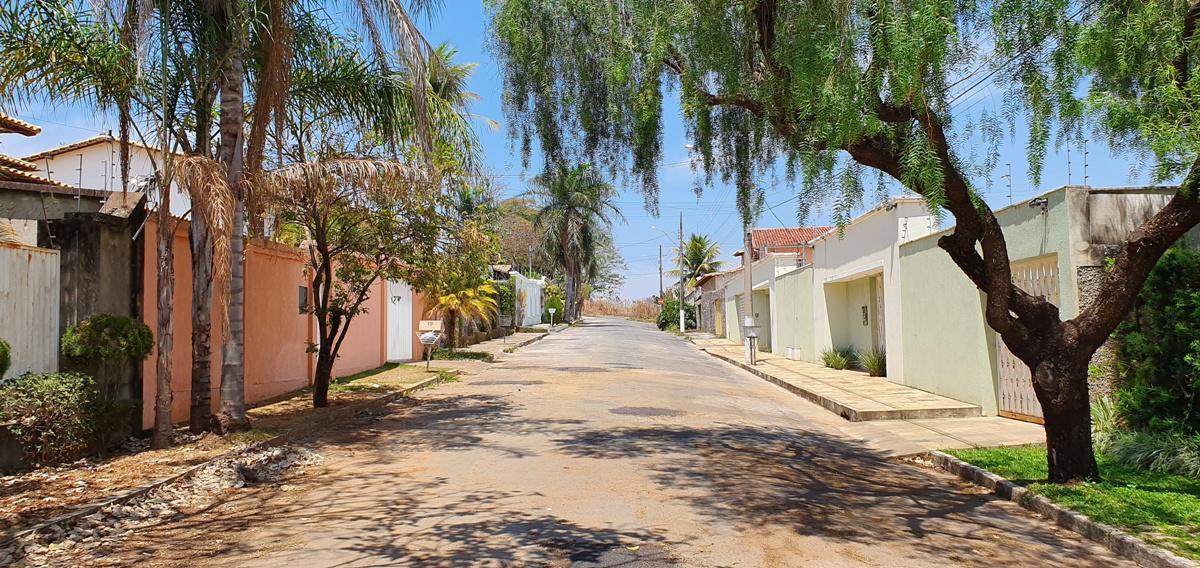 Casa, Centro, 3 Quartos, 6 Vagas, 1 Suíte