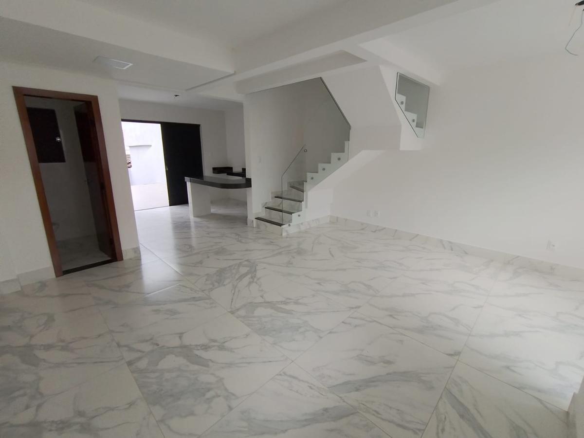 Casa, Jardim Leblon, 3 Quartos, 3 Vagas, 1 Suíte