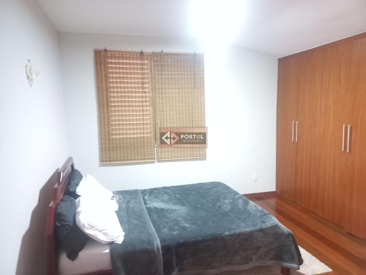 Casa, Itapoã, 3 Quartos, 4 Vagas, 1 Suíte