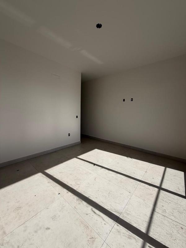 Casa, Masterville, 3 Quartos, 4 Vagas, 1 Suíte