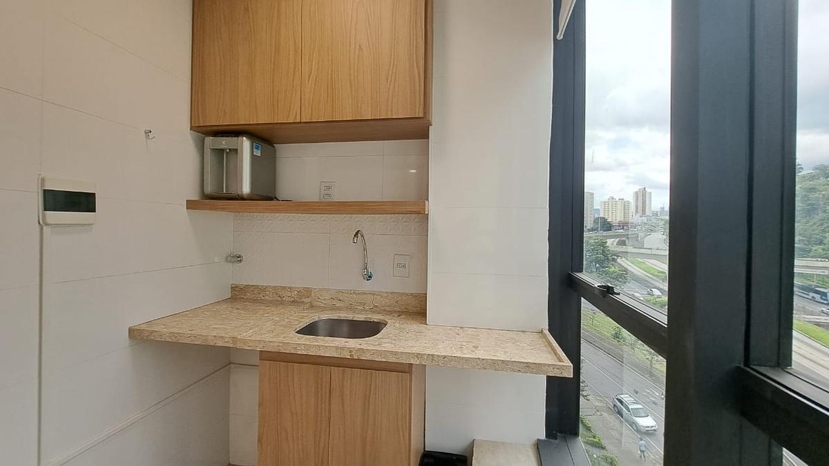 Sala, Cidade Nova, 0 Quarto, 0 Vaga