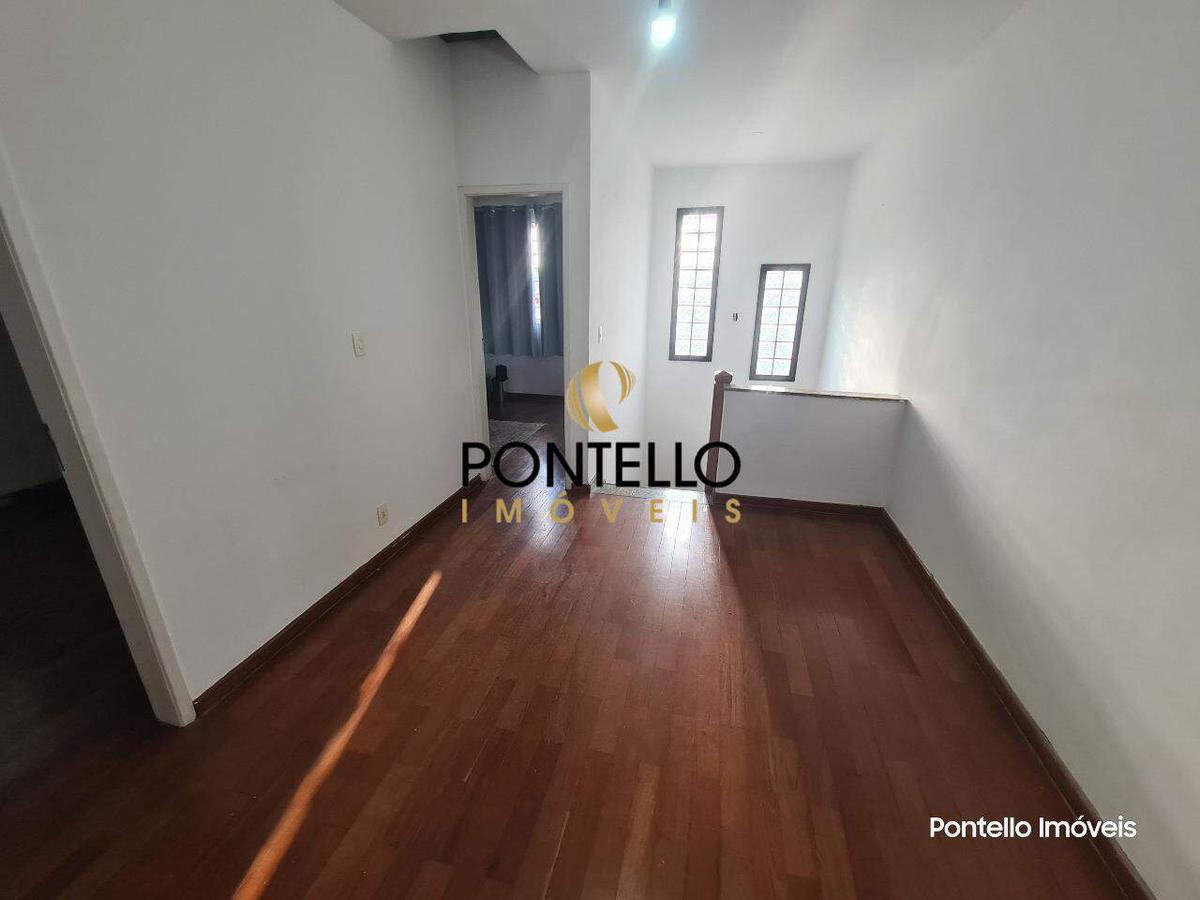 Casa, Cachoeirinha, 5 Quartos, 12 Vagas, 1 Suíte