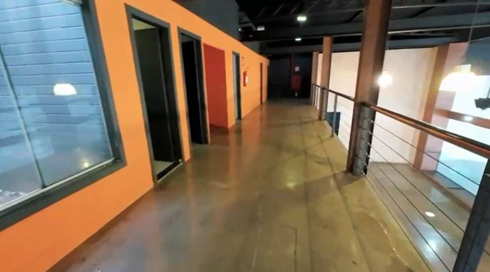 Andar, Santa Lúcia, 0 Quarto, 45 Vagas