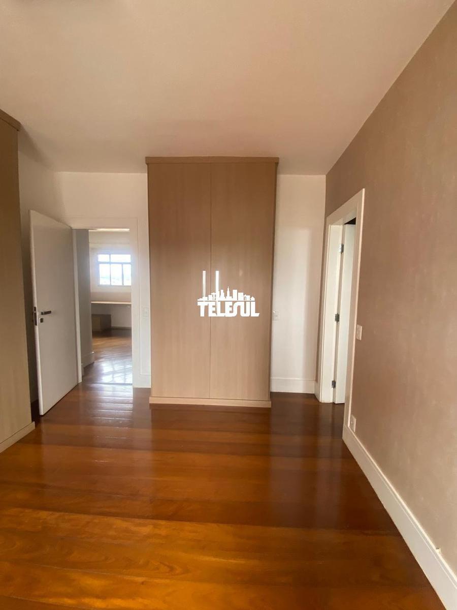 Apartamento, Centro, 4 Quartos, 2 Vagas, 2 Suítes