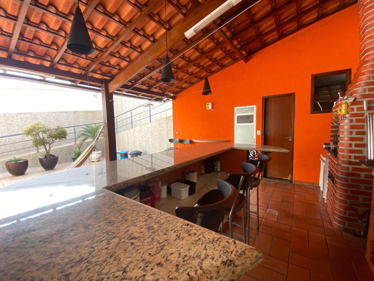 Casa, Colégio Batista, 4 Quartos, 1 Vaga, 1 Suíte