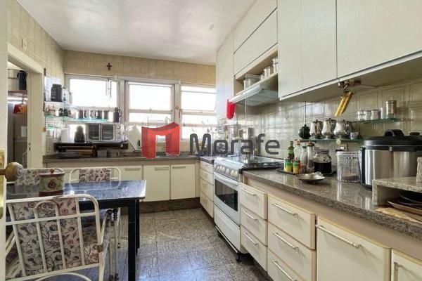 Apartamento, Funcionários, 4 Quartos, 2 Vagas, 1 Suíte