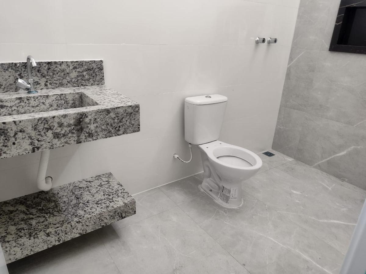 Casa, Candelária, 3 Quartos, 2 Vagas, 1 Suíte