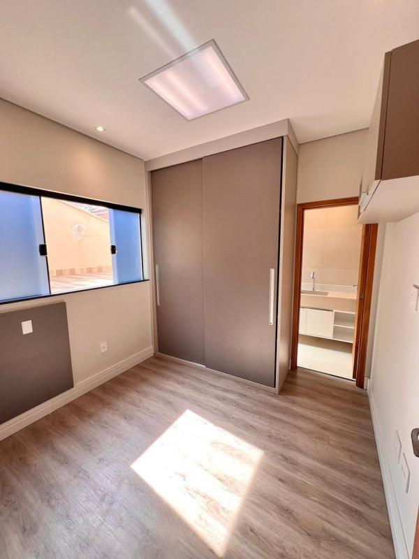 Casa, Parque Retiro, 4 Quartos, 2 Vagas, 4 Suítes