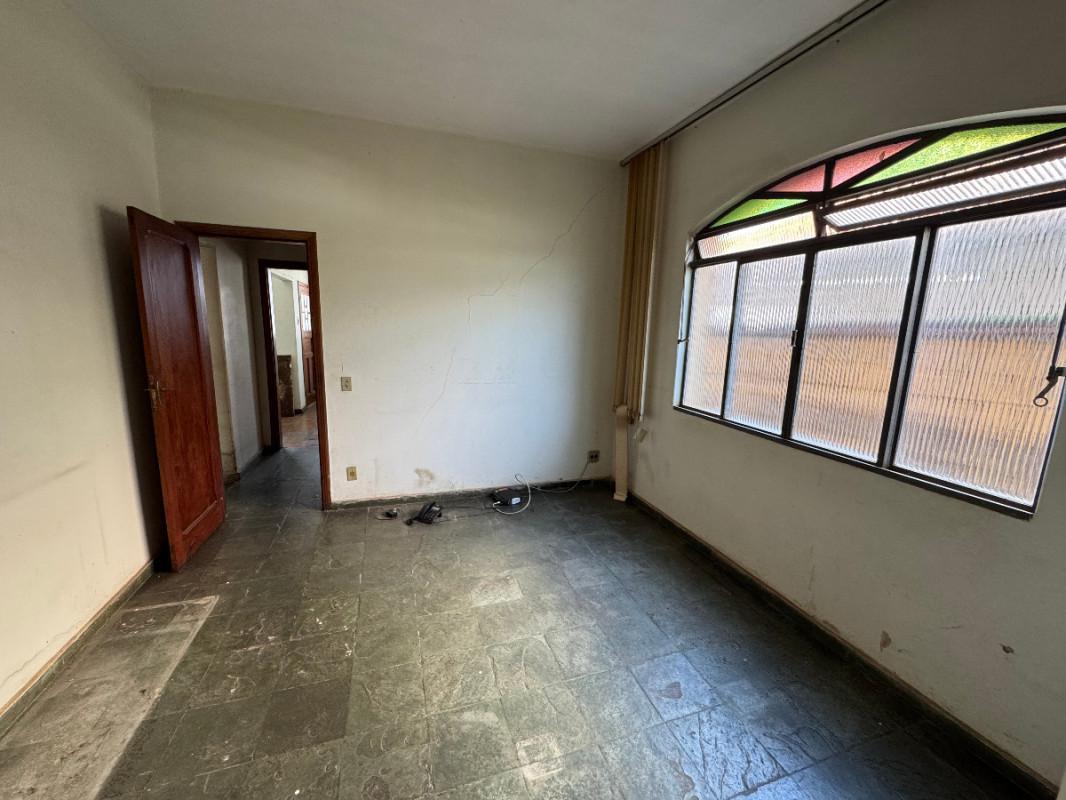 Casa, Sagrada Família, 3 Quartos, 3 Vagas, 1 Suíte