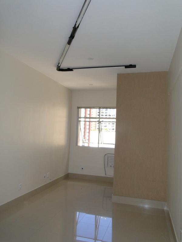 Sala, Centro, 0 Quarto, 1 Vaga