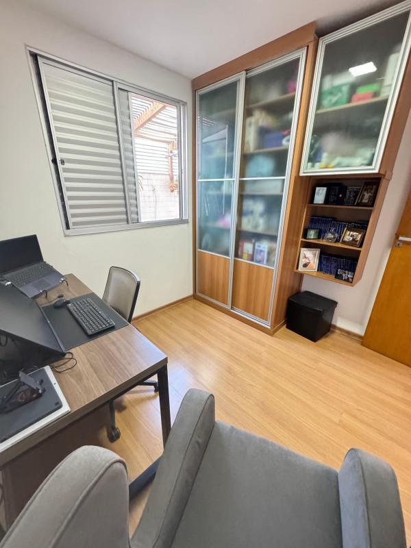 Apartamento, Sagrada Família, 3 Quartos, 2 Vagas, 1 Suíte