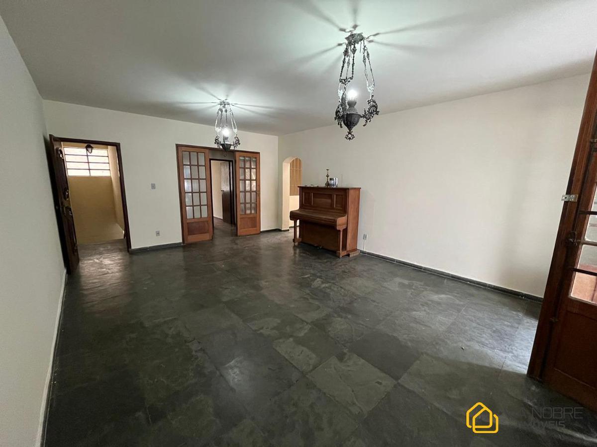 Casa, Santo Antônio, 5 Quartos, 3 Vagas, 1 Suíte