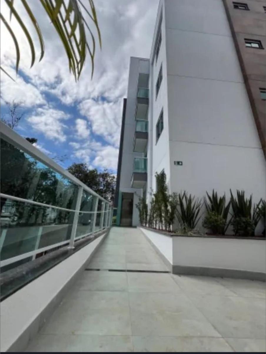 Cobertura, Planalto, 2 Quartos, 2 Vagas, 1 Suíte