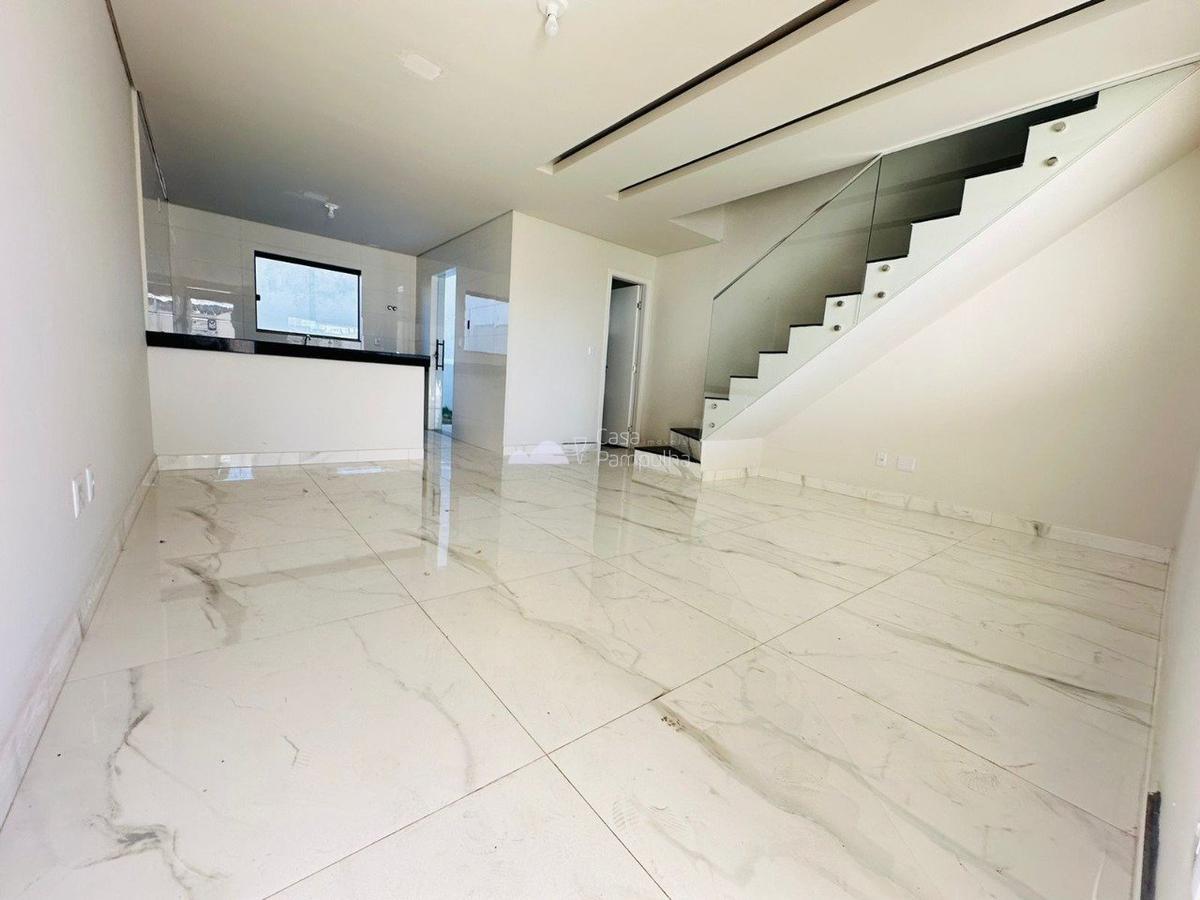 Casa, Floramar, 3 Quartos, 2 Vagas, 1 Suíte