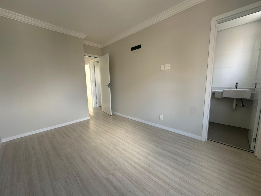 Apartamento, Sagrada Família, 3 Quartos, 2 Vagas, 1 Suíte