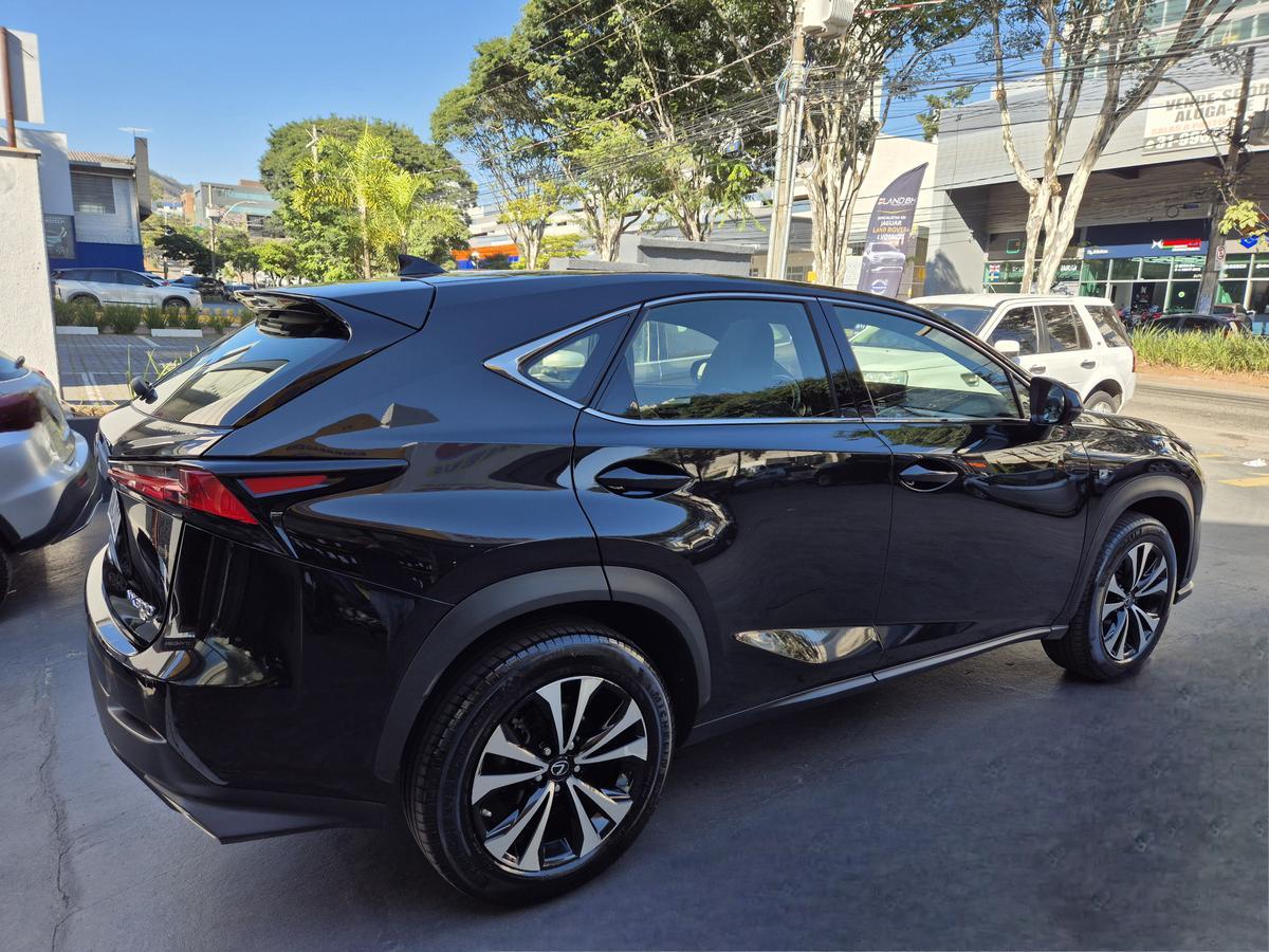 Lexus Nx-300 F-sport 2.0 16v 238cv Aut.