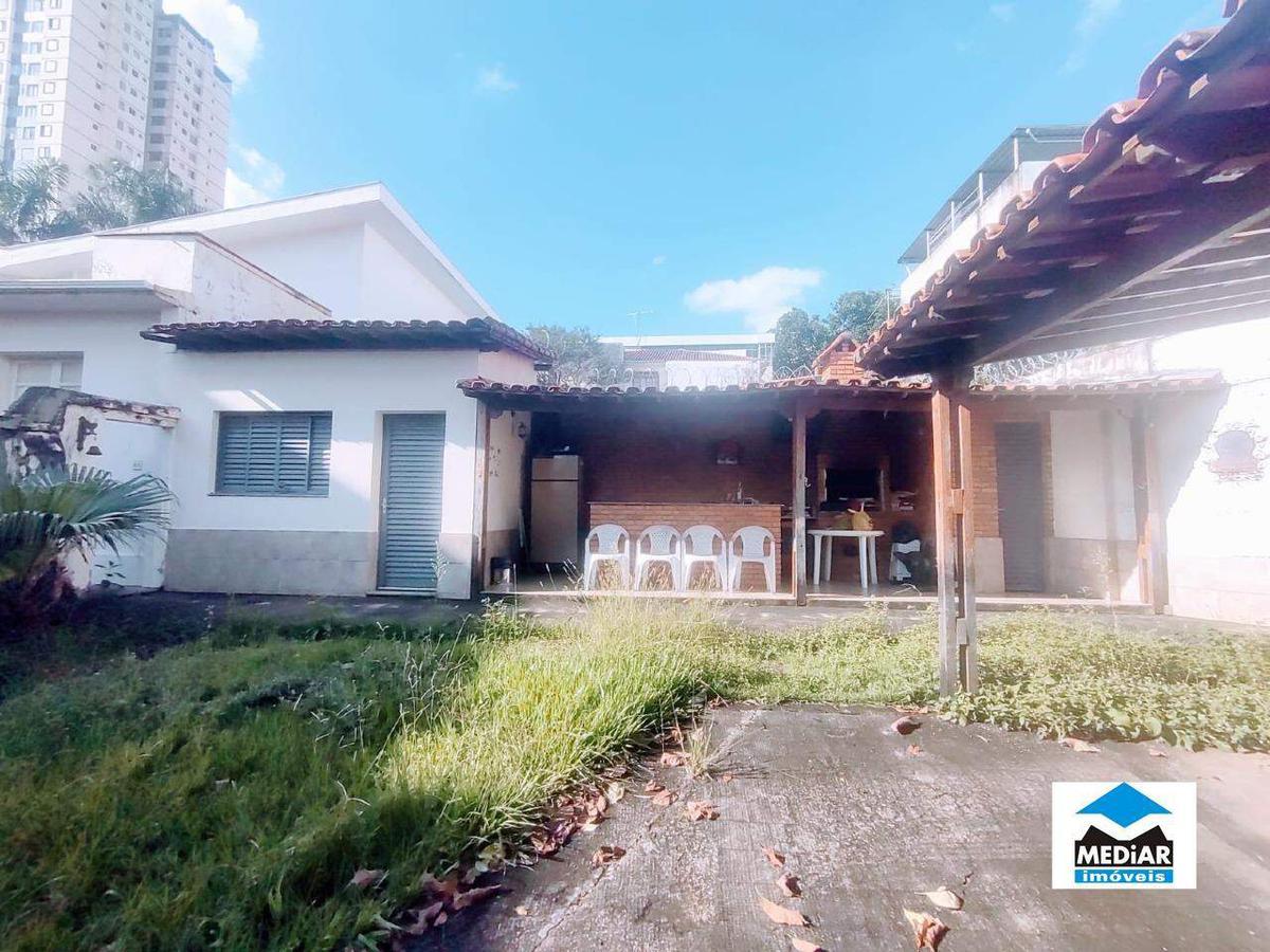 Casa, Floresta, 4 Quartos, 7 Vagas, 2 Suítes