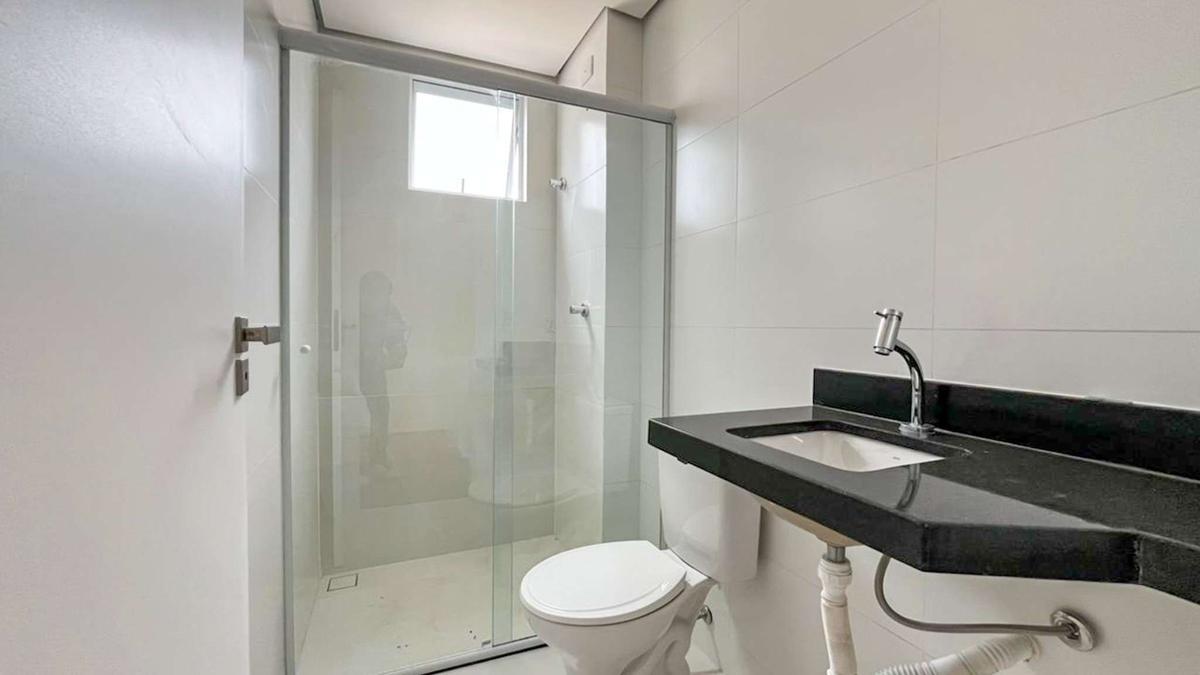 Apartamento, Sagrada Família, 3 Quartos, 2 Vagas, 1 Suíte