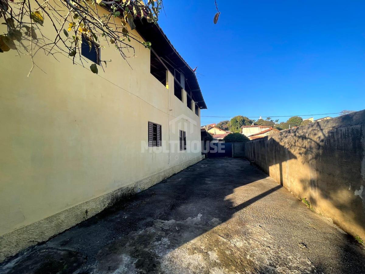 Casa, Centro, 4 Quartos, 1 Vaga, 1 Suíte
