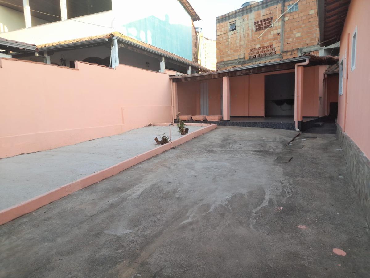 Casa, Floramar, 3 Quartos, 2 Vagas, 1 Suíte