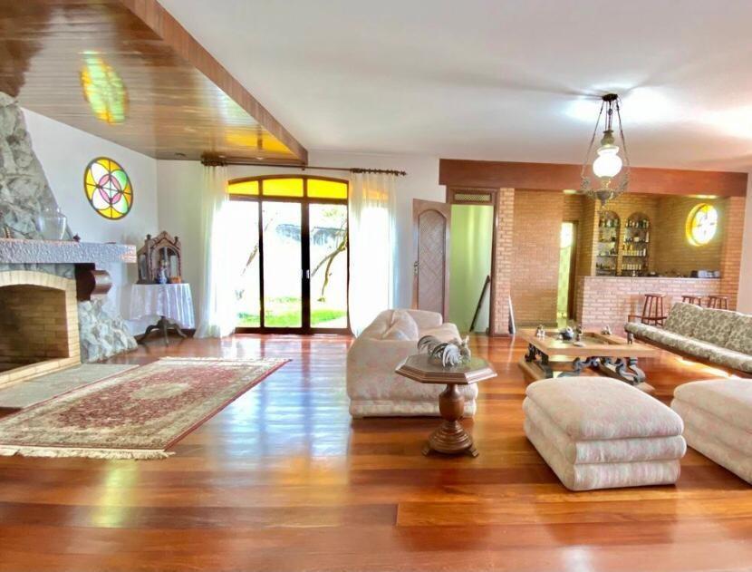 Casa, Mangabeiras, 5 Quartos, 4 Vagas, 2 Suítes