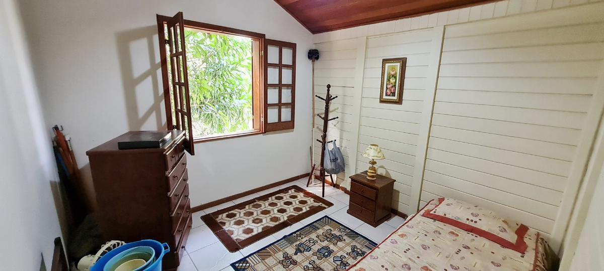 Fazenda, Quarenta e Dois, 4 Quartos, 12 Vagas, 1 Suíte