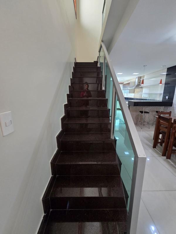 Casa, Serrano, 3 Quartos, 4 Vagas, 1 Suíte