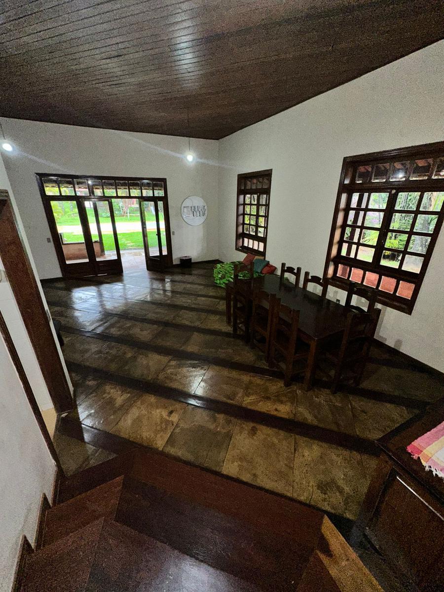 Fazenda, Condomínio Vale do Ouro, 4 Quartos, 5 Vagas, 2 Suítes