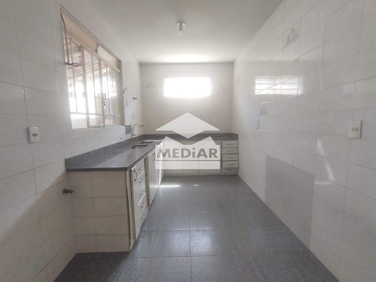 Casa, Sagrada Família, 5 Quartos, 2 Vagas, 1 Suíte