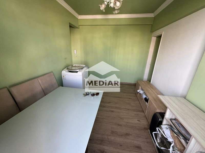 Apartamento, Sagrada Família, 2 Quartos, 1 Vaga