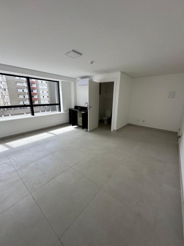 Sala, Centro, 0 Quarto, 1 Vaga