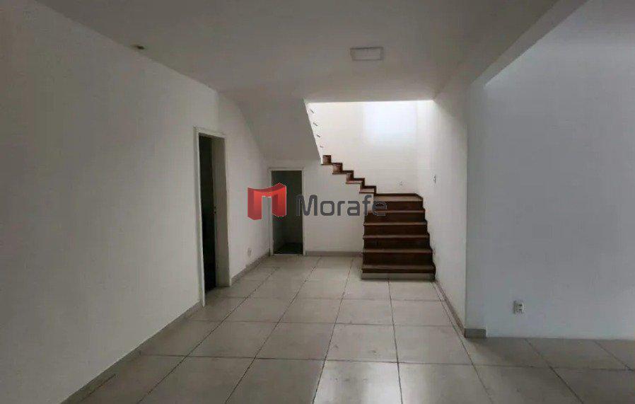 Galpão, Funcionários, 0 Quarto, 3 Vagas