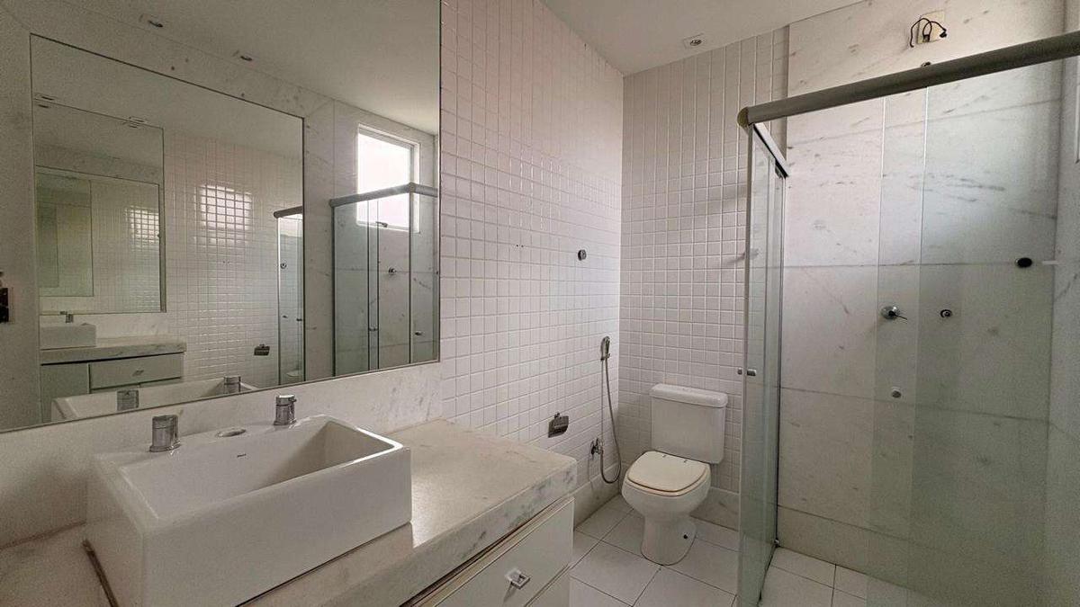 Casa, Vila Paris, 4 Quartos, 4 Vagas, 2 Suítes