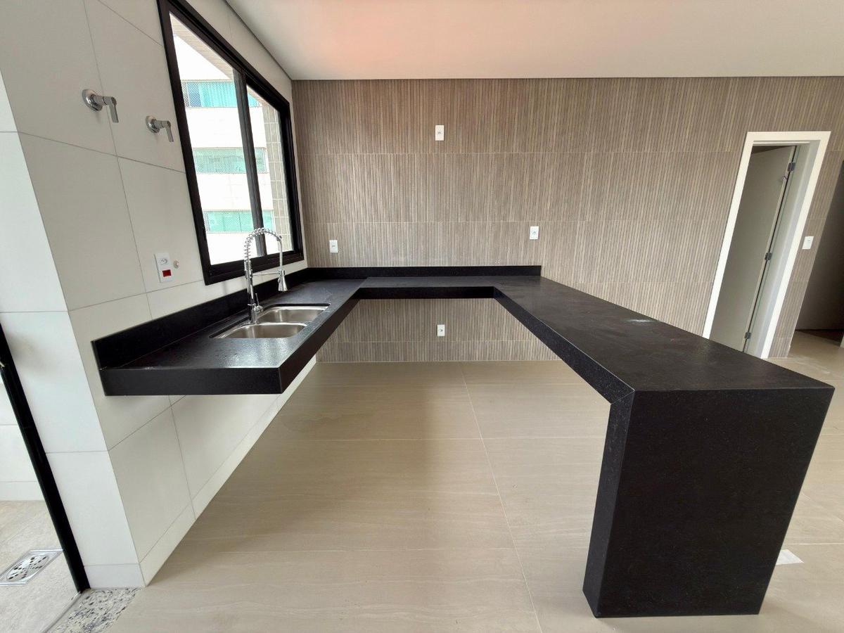 Apartamento, Jaraguá, 4 Quartos, 3 Vagas, 1 Suíte