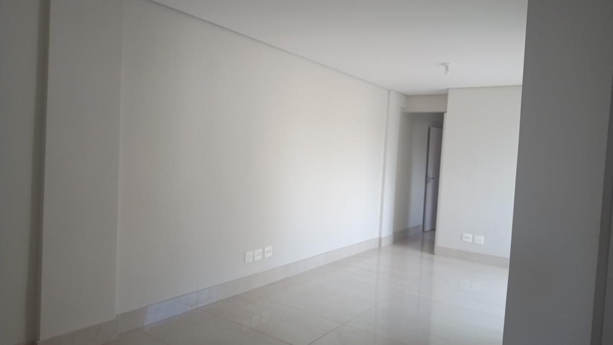 Apartamento, Sagrada Família, 3 Quartos, 2 Vagas, 1 Suíte