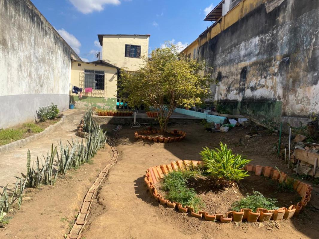 Casa, Carlos Prates, 5 Quartos, 2 Vagas