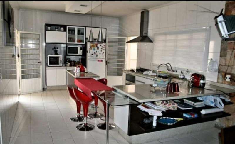 Casa, Parque São José, 3 Quartos, 2 Vagas, 1 Suíte