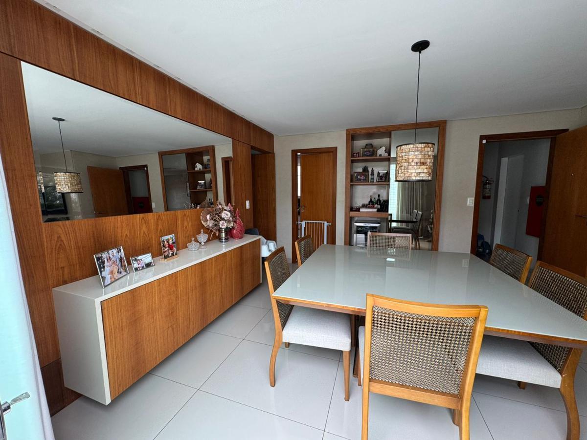 Apartamento, Colégio Batista, 4 Quartos, 2 Vagas, 1 Suíte