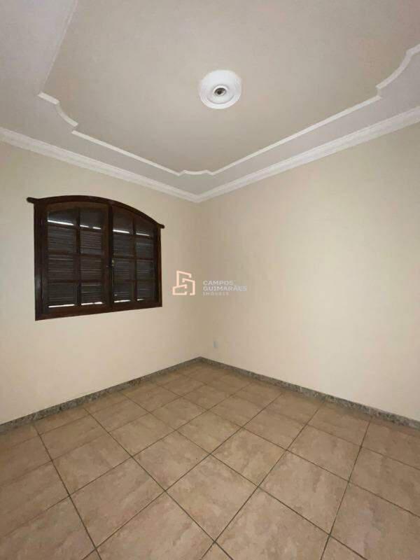 Casa, Milanez, 4 Quartos, 2 Vagas