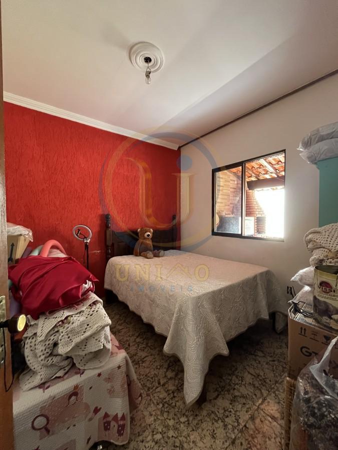 Casa, Monte Carlo, 5 Quartos, 2 Vagas, 1 Suíte